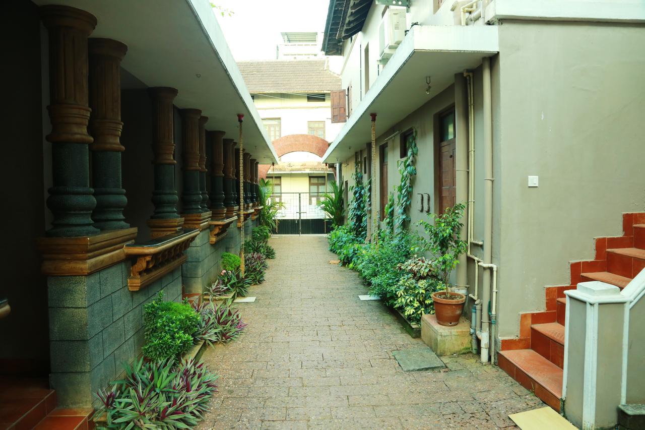 Gurukripa Heritage Hotel Thrissur Buitenkant foto