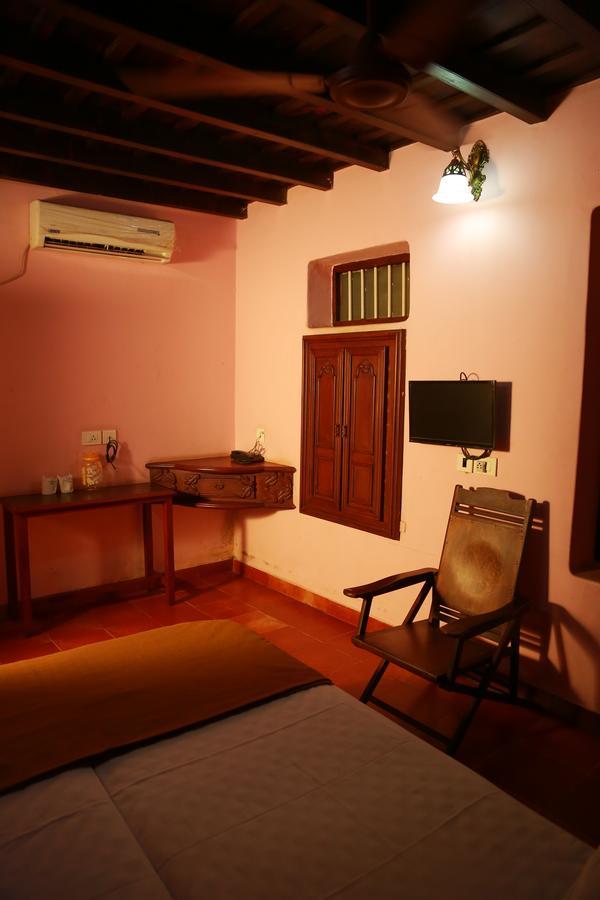 Gurukripa Heritage Hotel Thrissur Buitenkant foto